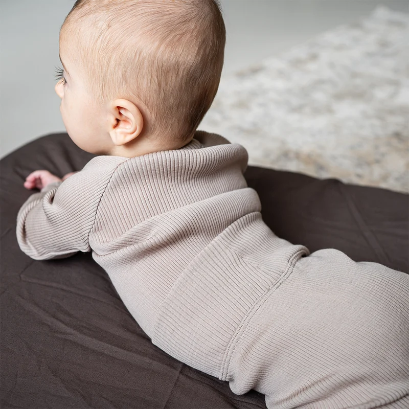 Minimalisma Wickelbody Langarm aus Merinowolle 'Ask' Hemp