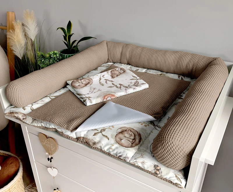 Changing mat | Sleeping animals and brown
