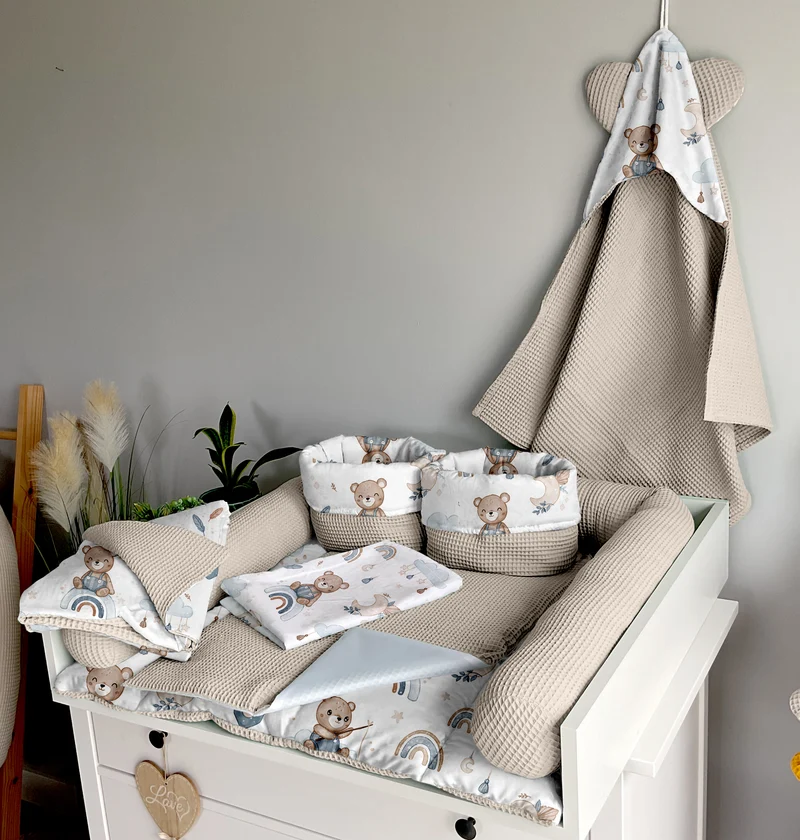 Changing mat | Dreams of sleepy bears and sand