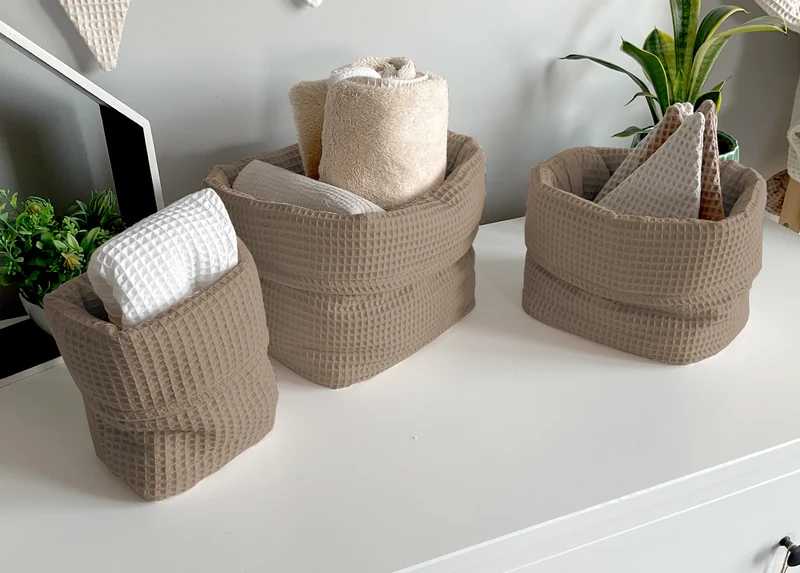 Basket, organizer for changing table | Brown