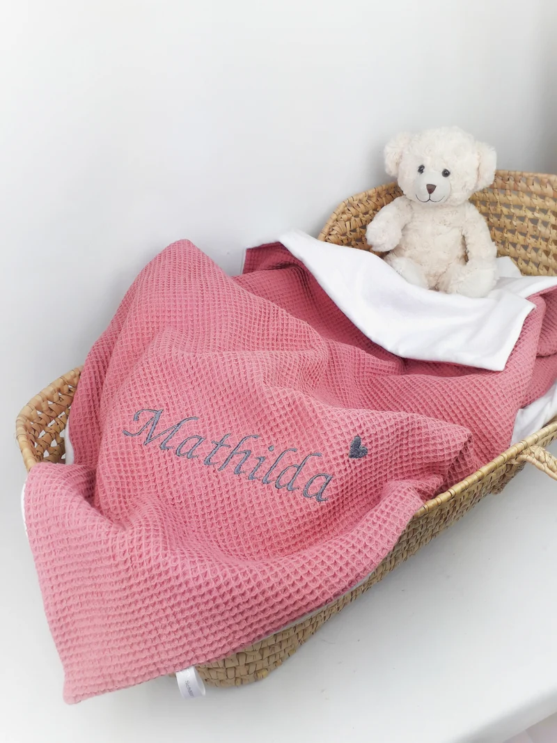 KUSCHELDECKE "Waffelpique" personalisierbar - Farbwahl