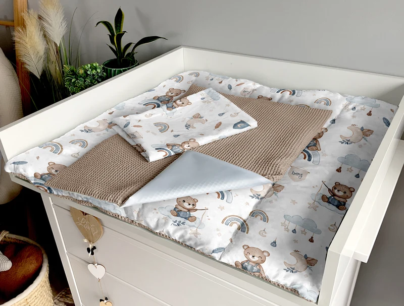Changing mat | Dreams of sleepy bears and brown