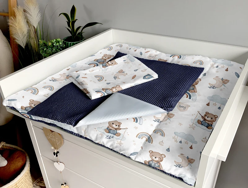 Changing mat | Dreams of sleepy bears and navy blue
