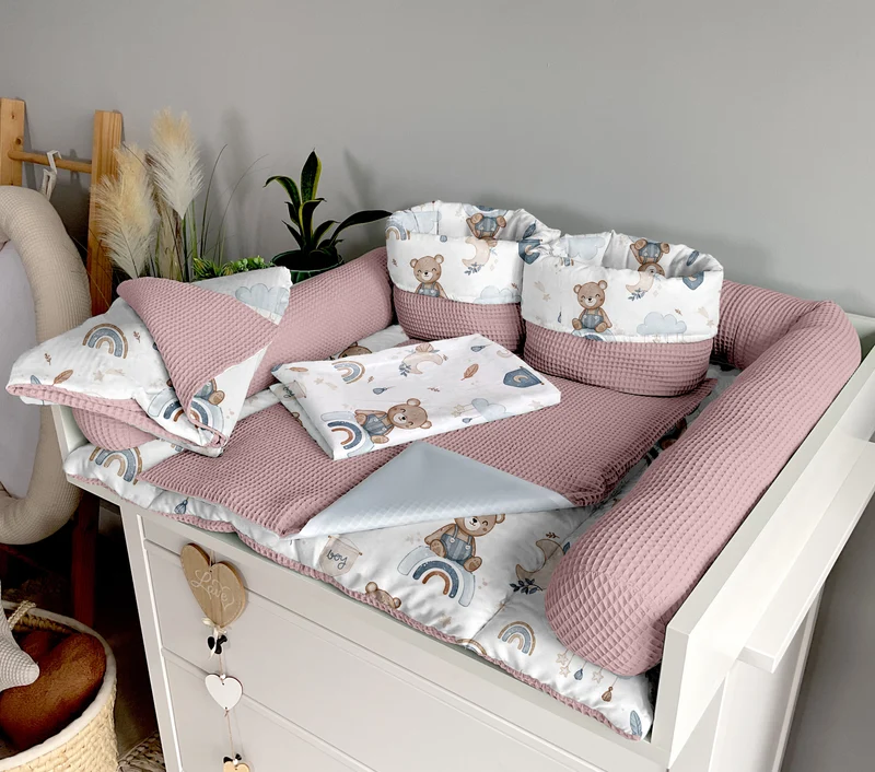 Changing mat | Dreams of sleepy bears and dirty pink