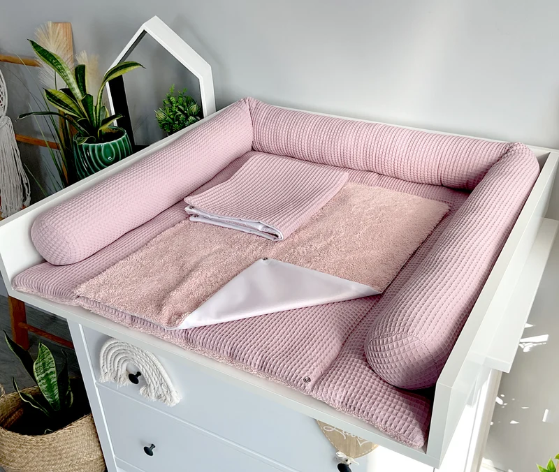 Changing mat with snaps | Dirty pink Frotte