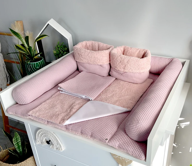 Changing mat with snaps | Dirty pink Frotte