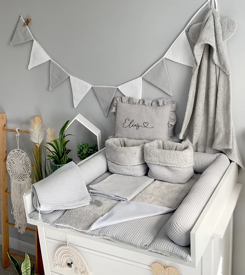 Changing mat with snaps | Grey Frotte