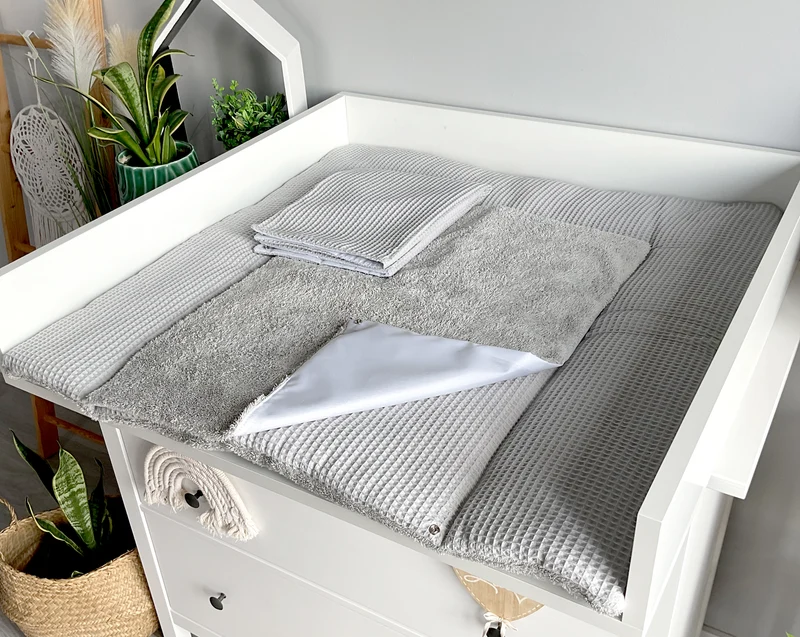 Changing mat with snaps | Grey Frotte