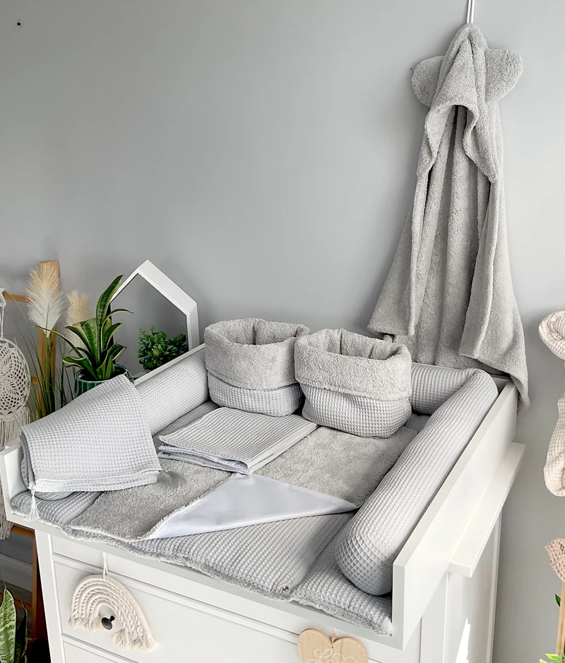 Changing mat with snaps | Grey Frotte