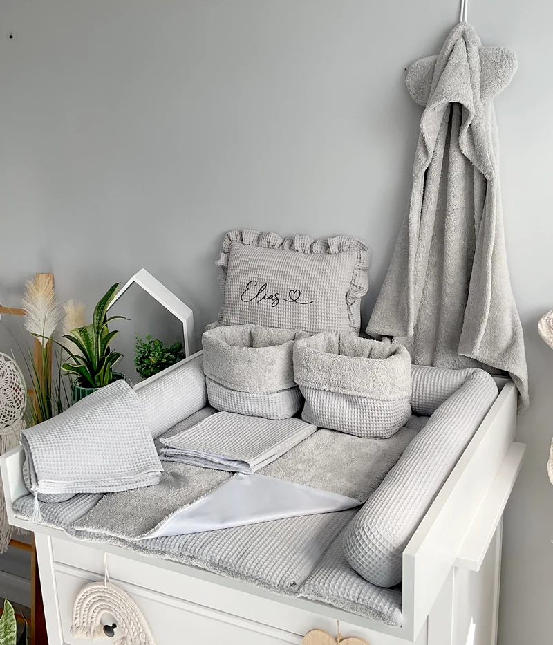 Changing mat with snaps | Grey Frotte