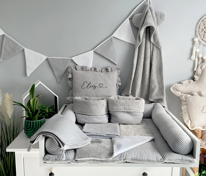 Changing mat with snaps | Grey Frotte