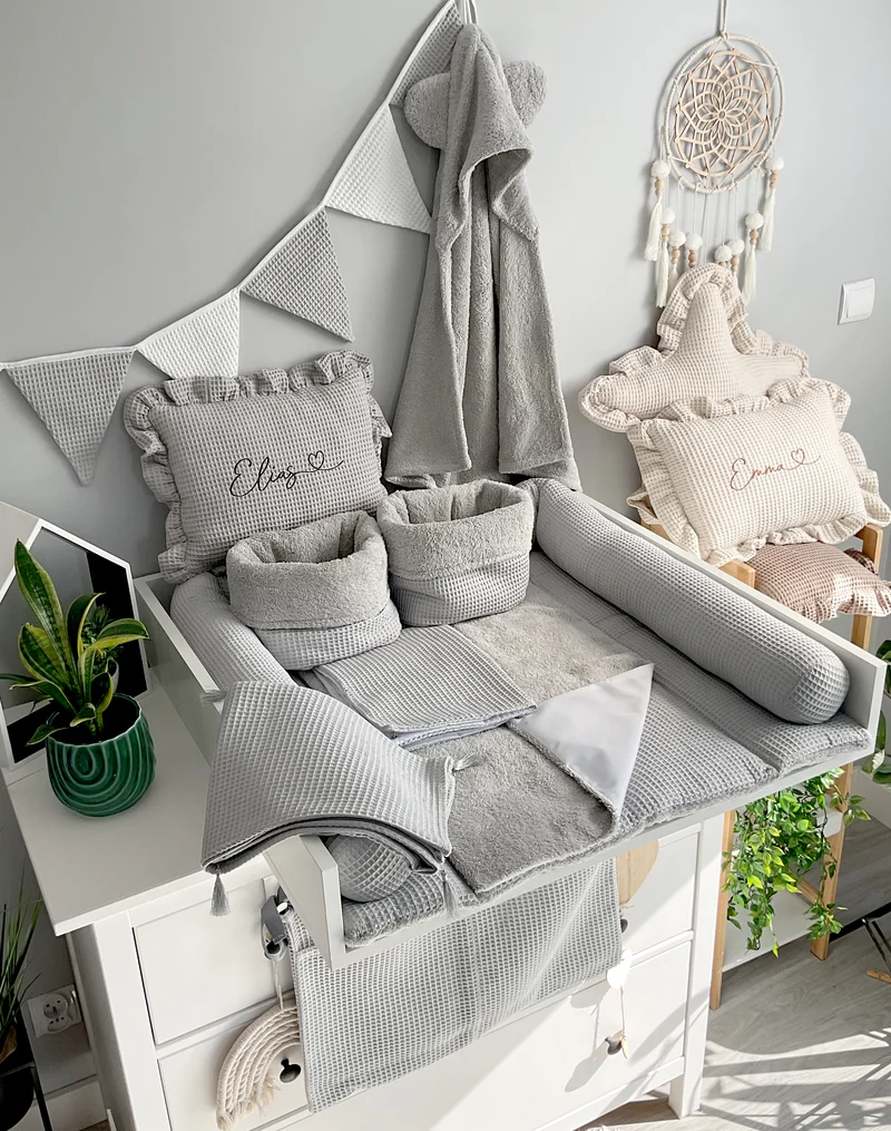 Changing mat with snaps | Grey Frotte