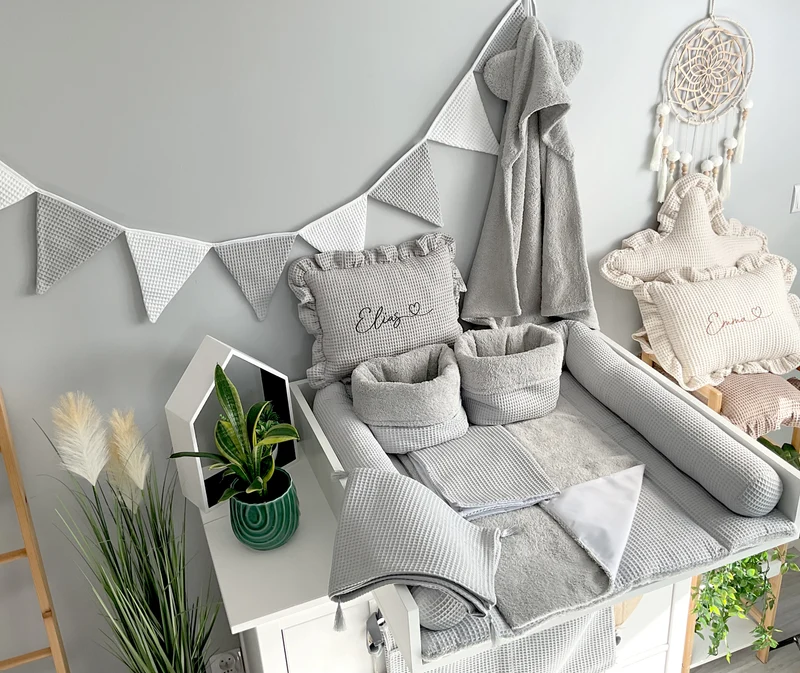 Changing mat with snaps | Grey Frotte