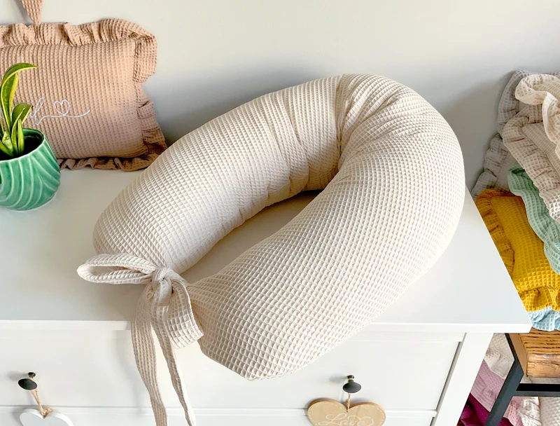 Nursing pillow | Feeding pillow for mom | Sleeping pillow for pregnant women | Pregnancy pillow | Light beige
