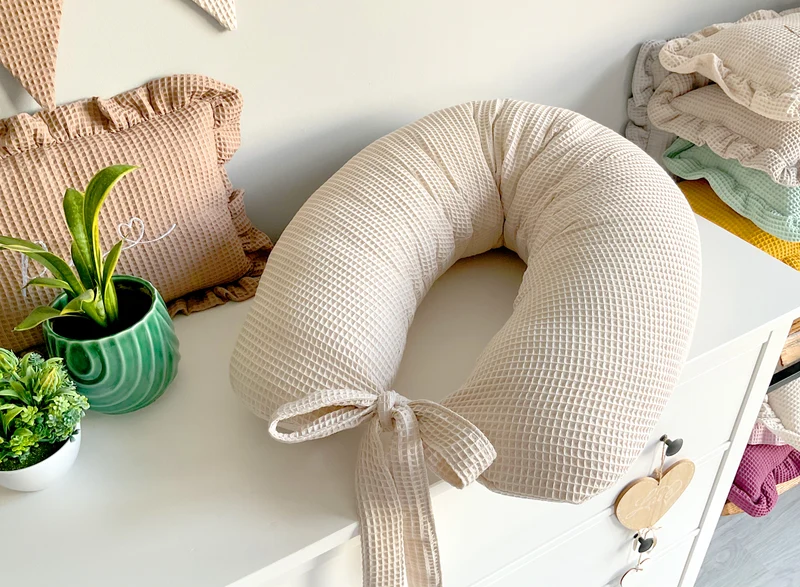 Nursing pillow | Feeding pillow for mom | Sleeping pillow for pregnant women | Pregnancy pillow | Light beige