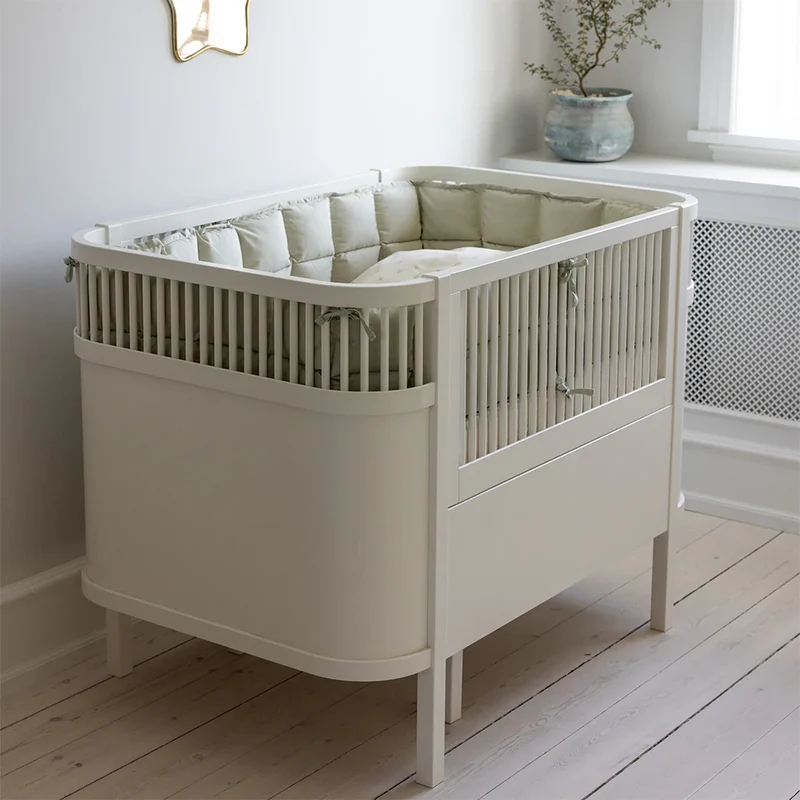 Sebra Baby und Junior Bett Classic White