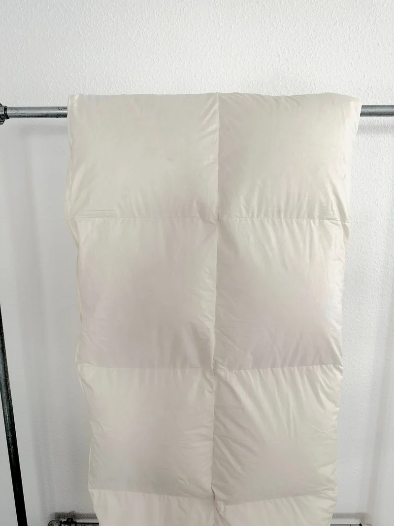 Daunen Winterbettdecke 135 x 200 cm aus recycelten Daunen – nachhaltig & warm