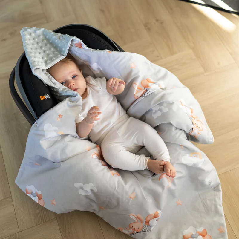 Einschlagdecke Babyschale Baby Decke 90x90 cm - Fußsack Blanket für Kinderwagen und Autositz Ganzjahres für Neugeborenen und Kleinkinder Einschlagsdecken für 3 und 5 Punkt Gurt Minky Oeko-Tex
