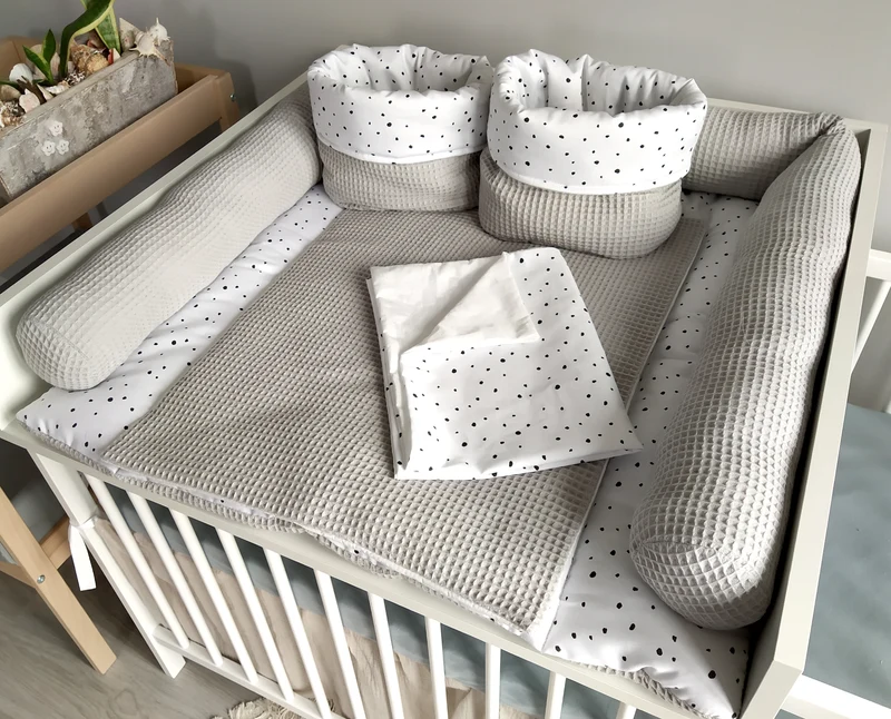 Changing mat | Confetti and gray