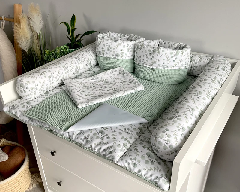 Changing mat | Mini Eukalyptus (Roll in pattern)