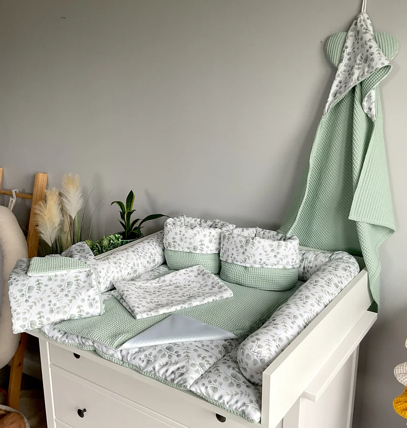 Changing mat | Mini Eukalyptus (Roll in pattern)