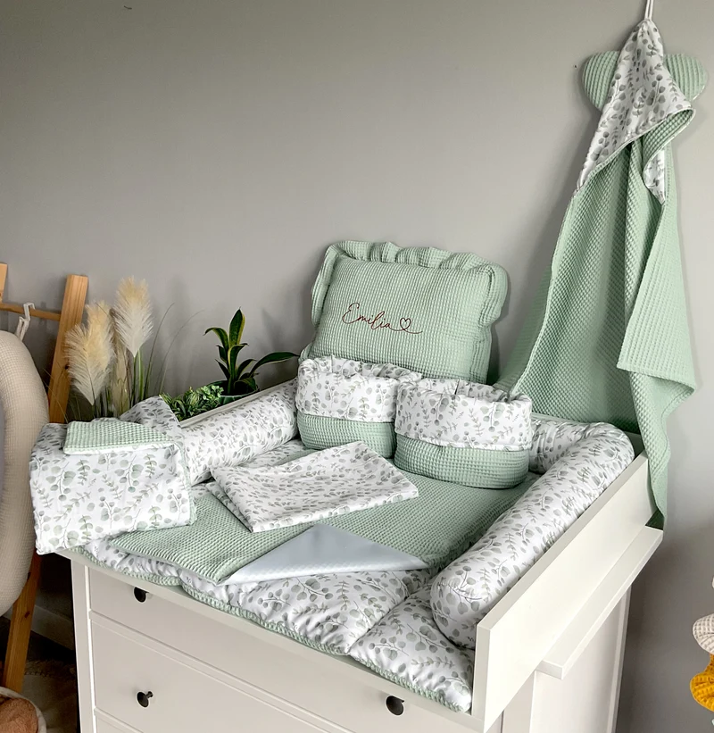 Changing mat | Mini Eukalyptus (Roll in pattern)