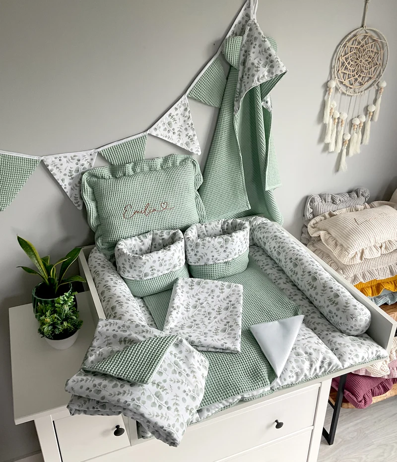 Changing mat | Mini Eukalyptus (Roll in pattern)