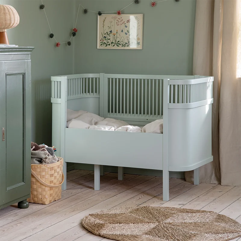 Sebra Baby und Junior Bett Mist Green