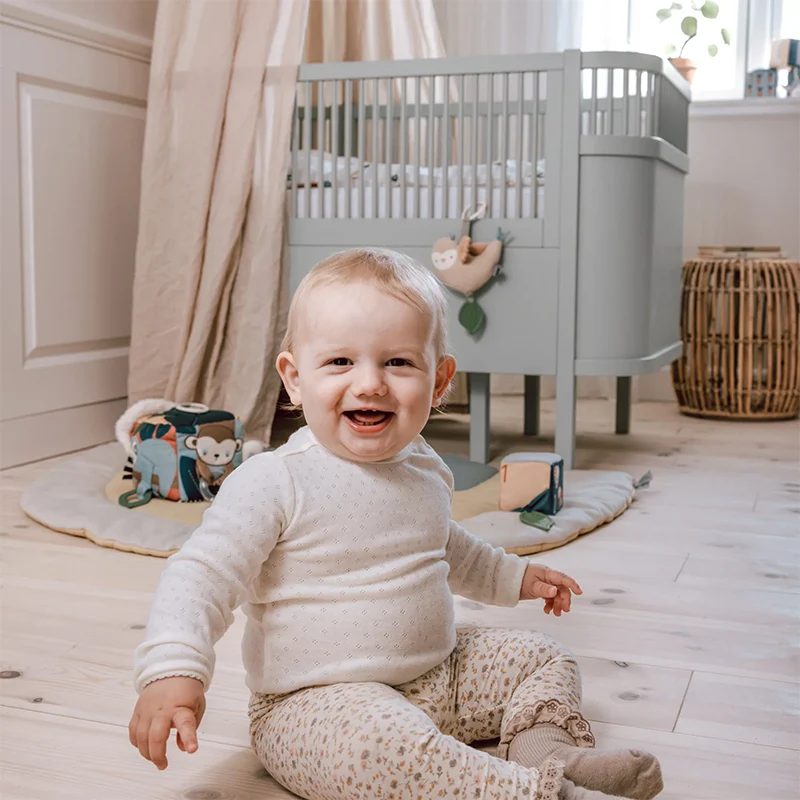 Sebra Baby und Junior Bett Mist Green