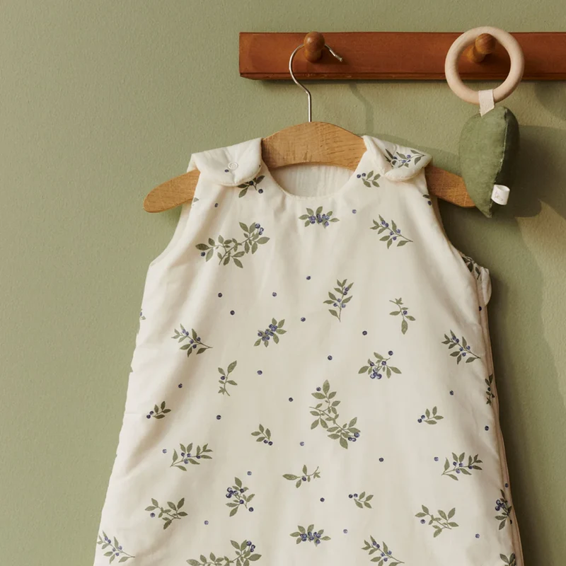 Dear April Schlafsack 'Wind' 0-6 M/6-18 M Blueberries