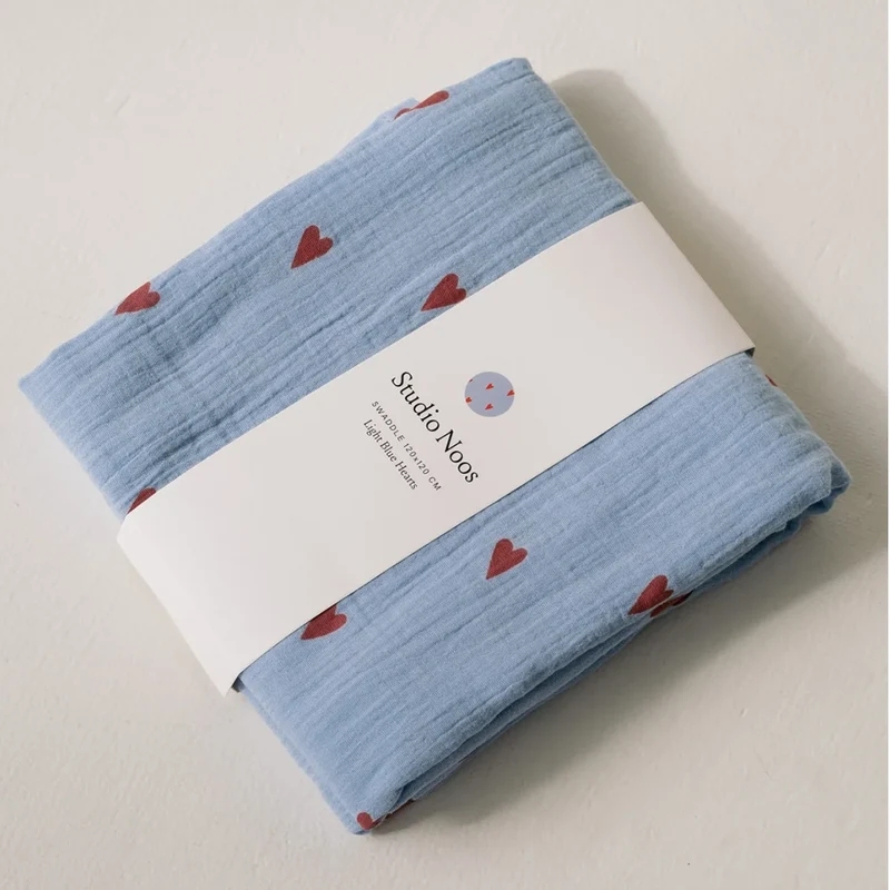 Studio Noos Mulltuch 'Hearts' 70 x 70 cm Light Blue