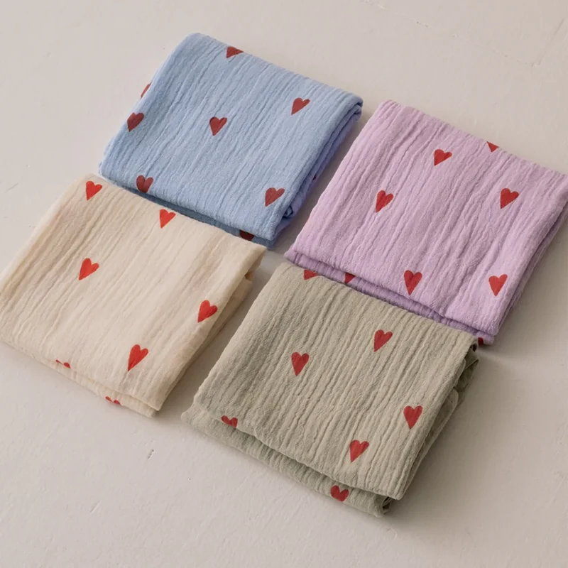 Studio Noos Mulltuch 'Hearts' 70 x 70 cm Light Blue