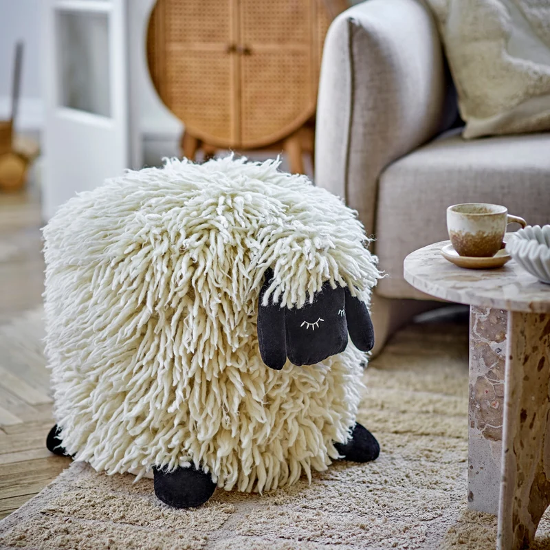 Pouf – Sitzhocker in Schaf-Optik "Dolly"