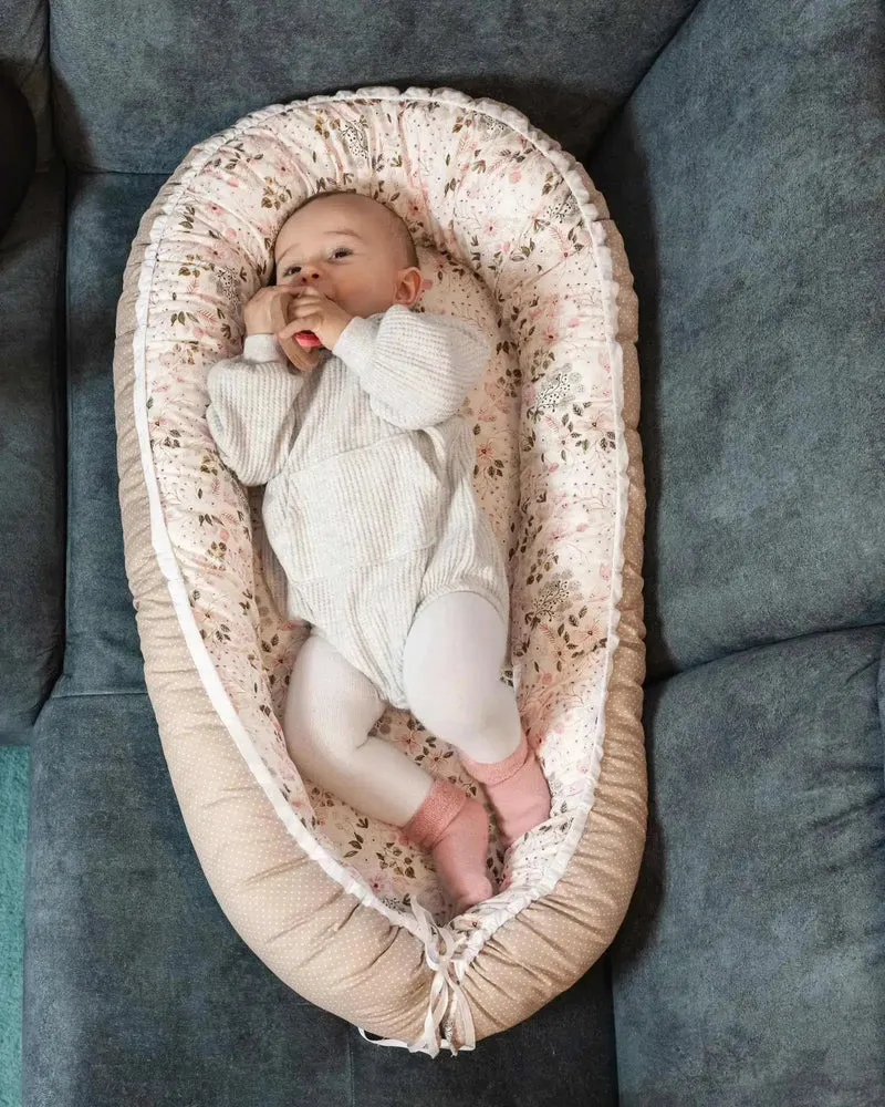 Babynest Rosa Blüten