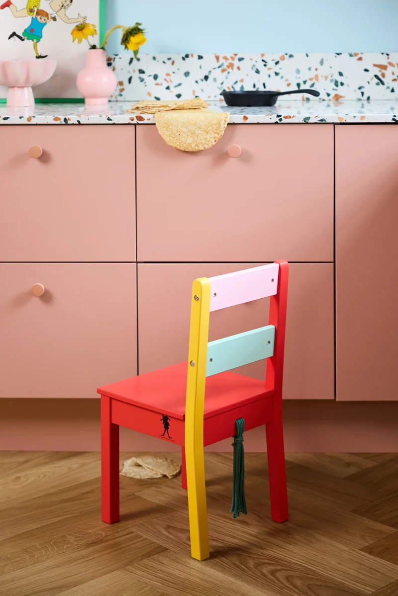 Designstuhl aus Holz "PIPPI"