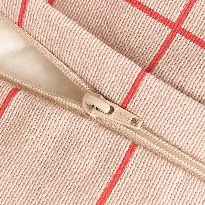Nobodinoz Armchair Sitzsack 'Vibes' Pink Red Grid
