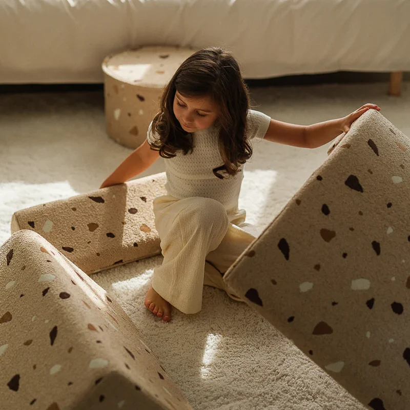 Wigiwama Spielsessel 'Terrazzo Moon Chair' Sand
