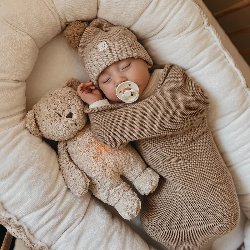 Moonie Teddybär mit Licht 'Organic Humming Bear' Sand
