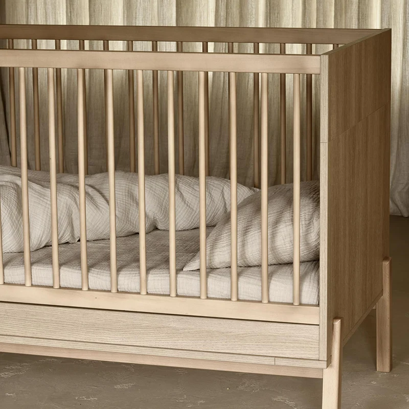 Quax Babybett- und Kinderbett 70 x 140 'Ashi' Honey Ash