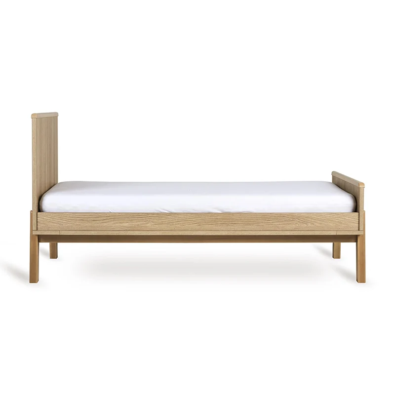 Quax Babybett- und Kinderbett 70 x 140 'Ashi' Honey Ash