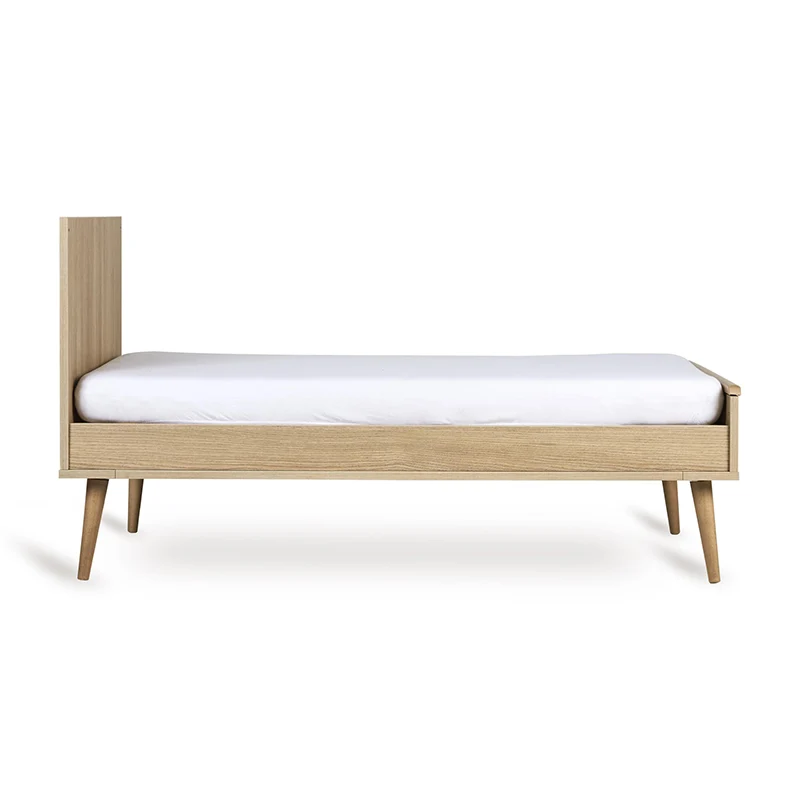 Quax Baby- und Kinderbett 70 x 140 'Flow' Honey Ash