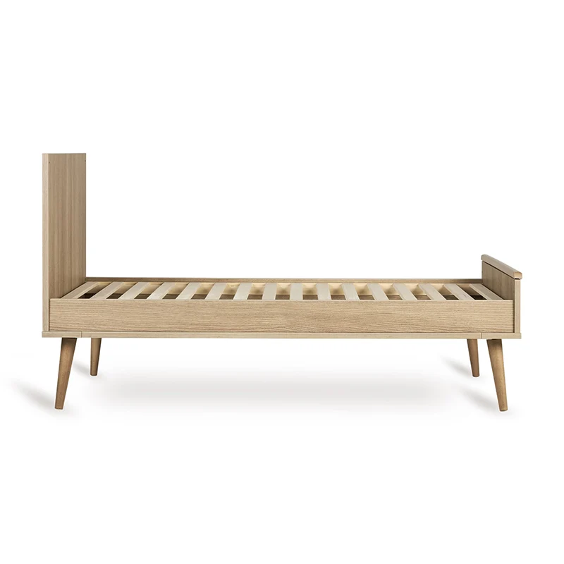Quax Baby- und Kinderbett 70 x 140 'Flow' Honey Ash