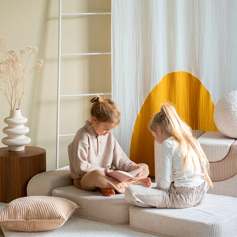 Wigiwama Aufklappbarer Kindersessel 'Flip Chair' Marshamllow