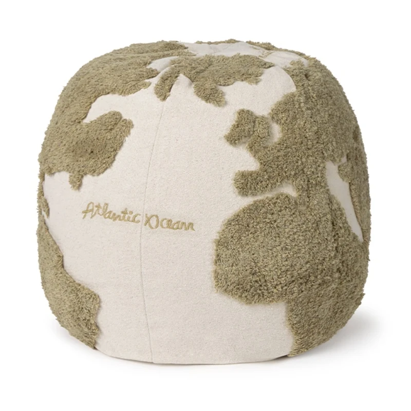 Sitzpuff für Kinder “RUGCYCLED WORLD MAP"