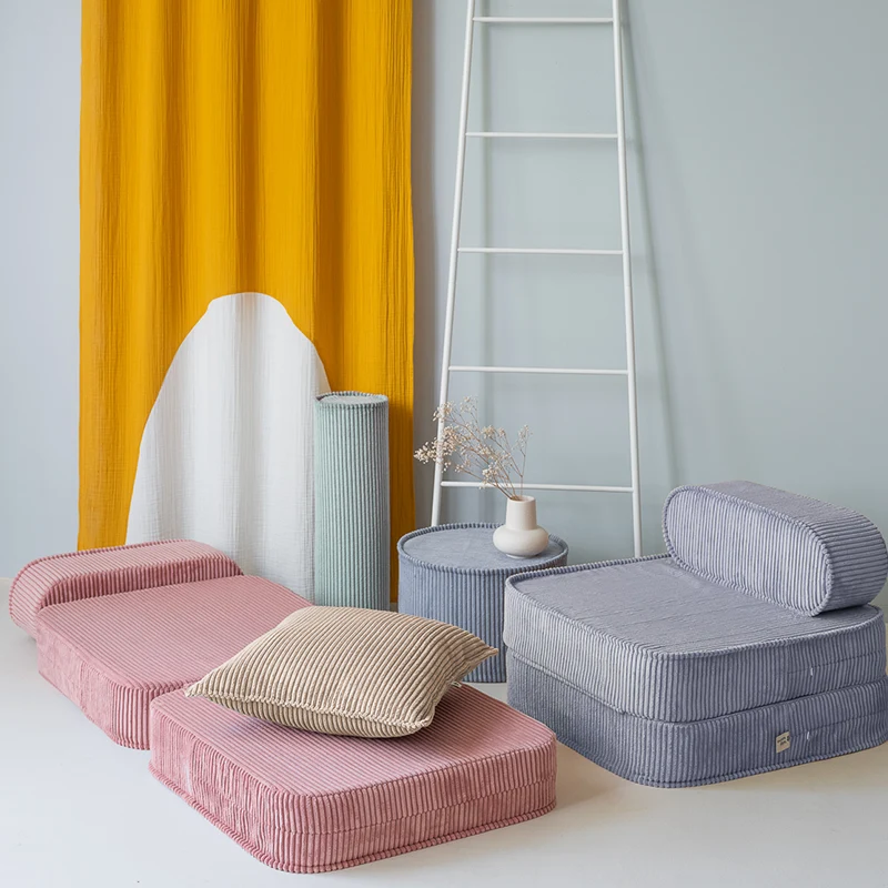 Wigiwama Aufklappbarer Kindersessel 'Flip Chair' Blueberry Blue