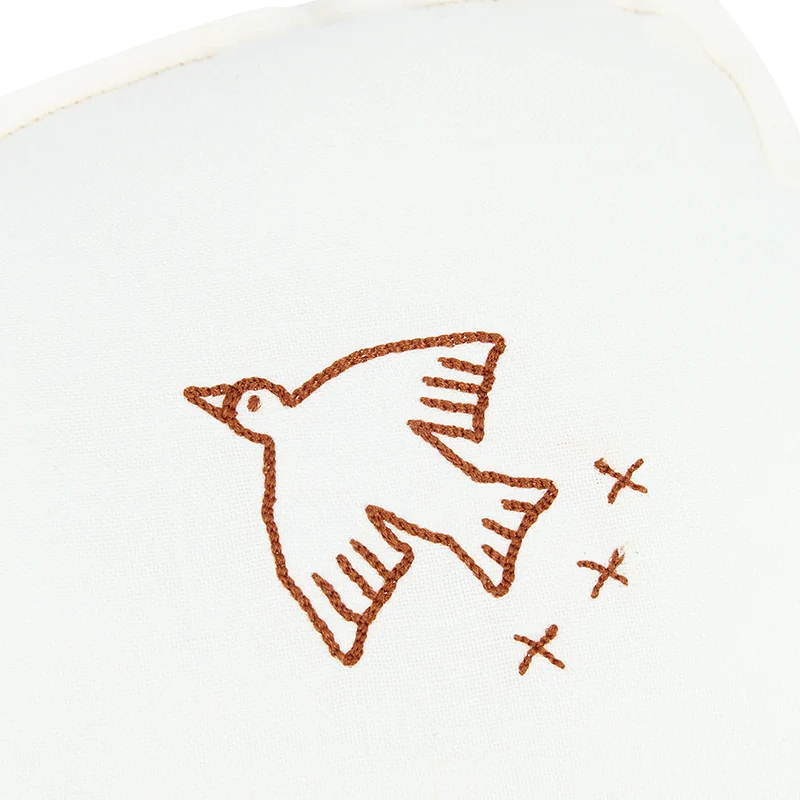 Nobodinoz Leinen Wolkenkissen mit Vogelstickerei Off White