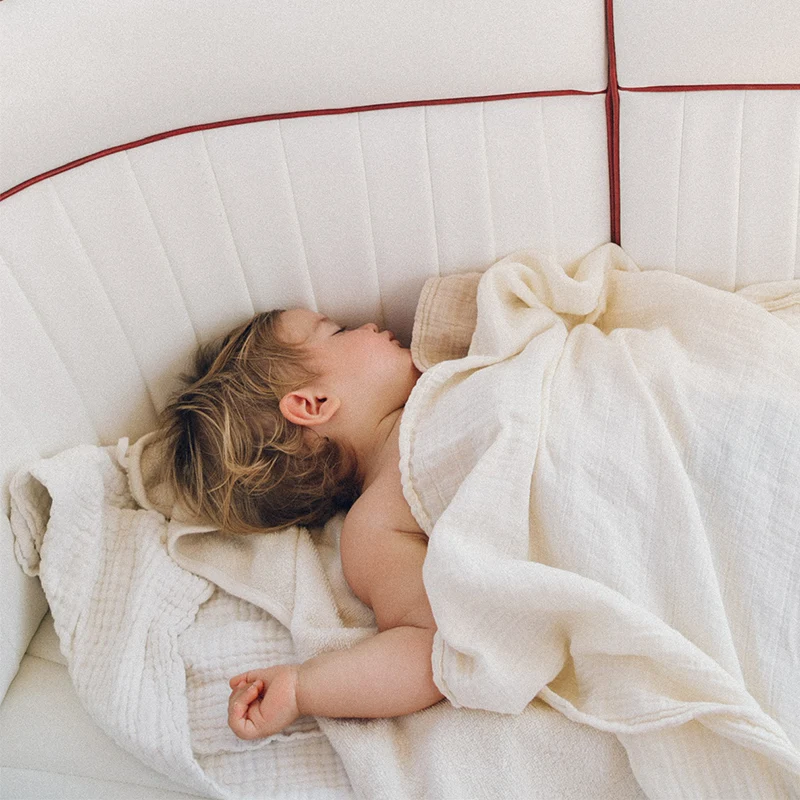 Petit Stellou Mulltuch Nooshi Blanket Milk
