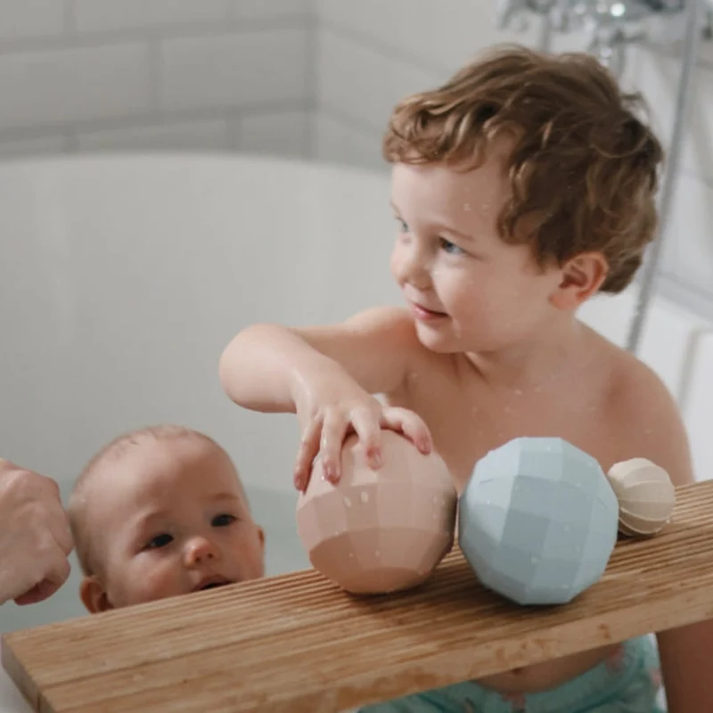 Nesting Spheres Sensorisches Spielzeug