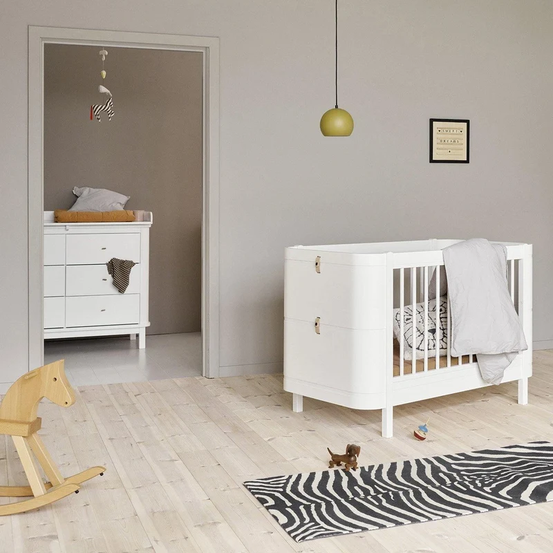 Oliver Furniture Wood Mini+ Babybett inkl. Umbauset Juniorbett Weiss