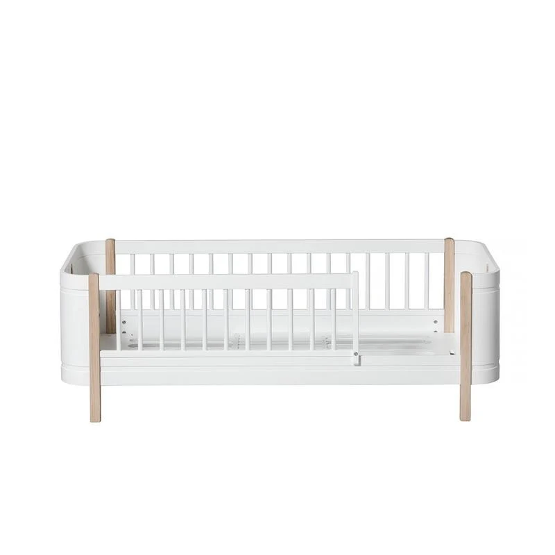 Oliver Furniture Wood Mini+ Babybett inkl. Umbauset Juniorbett Weiss/Eiche